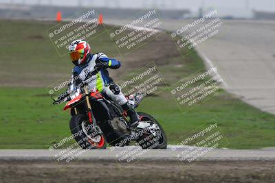 media/Nov-29-2025-TrackDaz (Sat) [[10ae2d9bce]]/B Group/Session 3 (Outside Grapevine)/